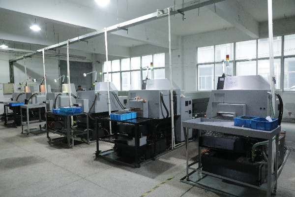 Motor y dispositivo eléctrico Co., cadena de producción de la fábrica del Ltd. 7 de Changzhou Hetai